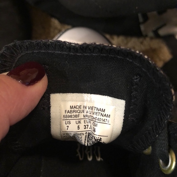 Converse - Picture 7 of 7